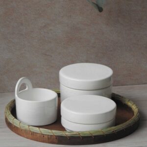 کاسه دسته دار تاج سفید