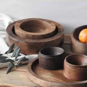 کاسه چوبی لبه کار شده