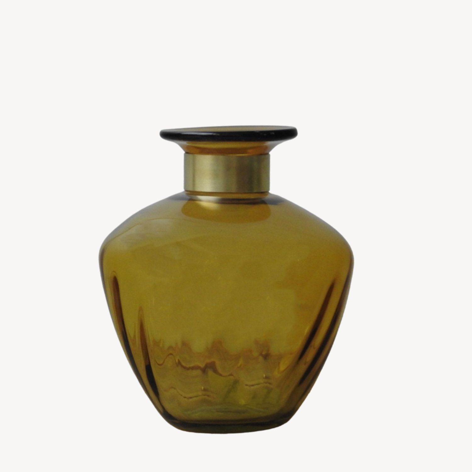 glass yellow flower pot گلدان شیشه ای گردن برنجی زرد